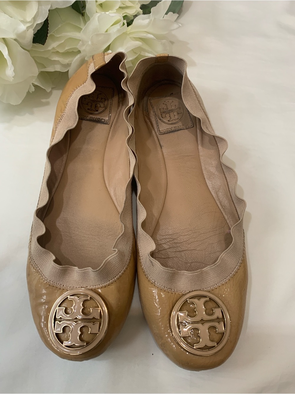 Tory burch flats 9.5M